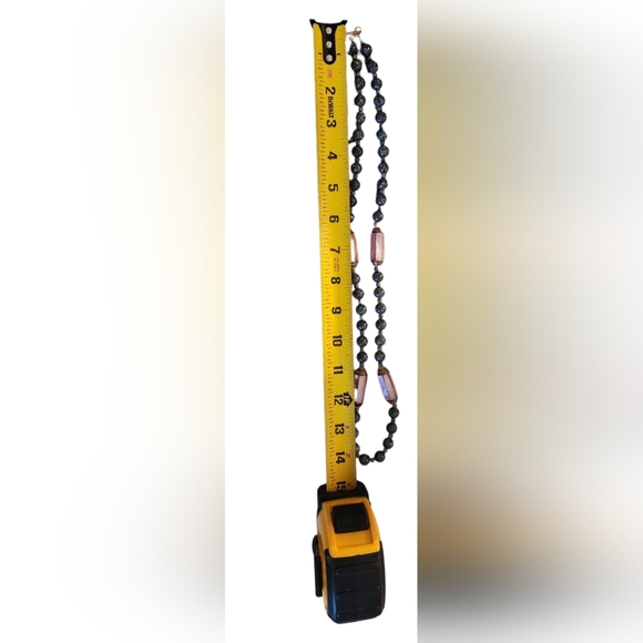 Black and Grey Jasper Beads with Dyed Pink Mother Of Pearl Necklace EUC Vintage - Picture 6 of 6